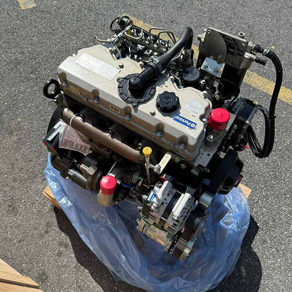 Одлична вест! Моторите Perkins C4.4 се повторно на залиха