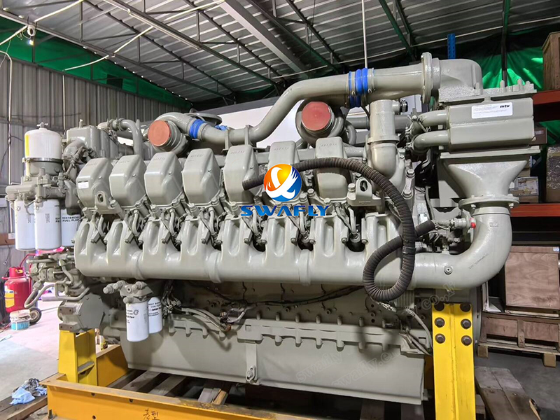 Ви треба мотор за голем камион за рударство? Не барајте понатаму.